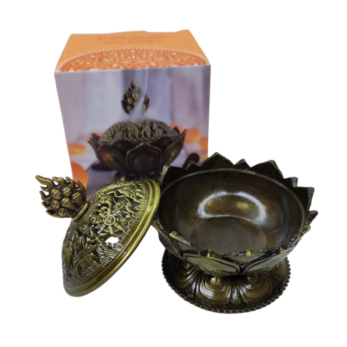 Metalinė smilkalinė „Dama”