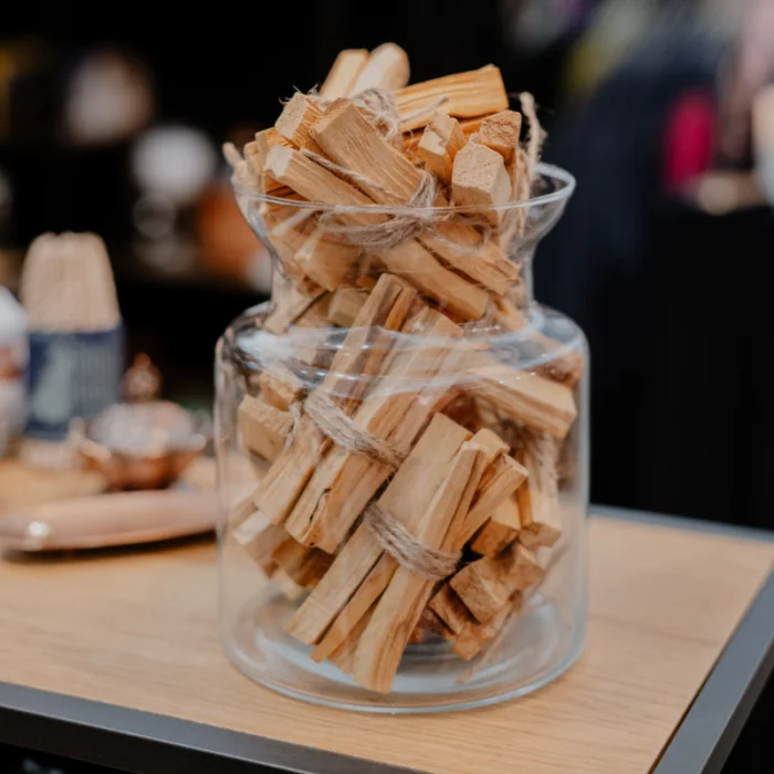 Palo Santo medžio pridėtas stiklainis