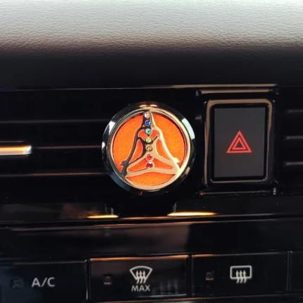 Automobilinis difuzorius - 7 čakros grotelėse