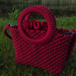 Raudona macrame rankinė - Maia