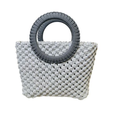 Macrame rankinė maia šviesiai pilkos spalvos