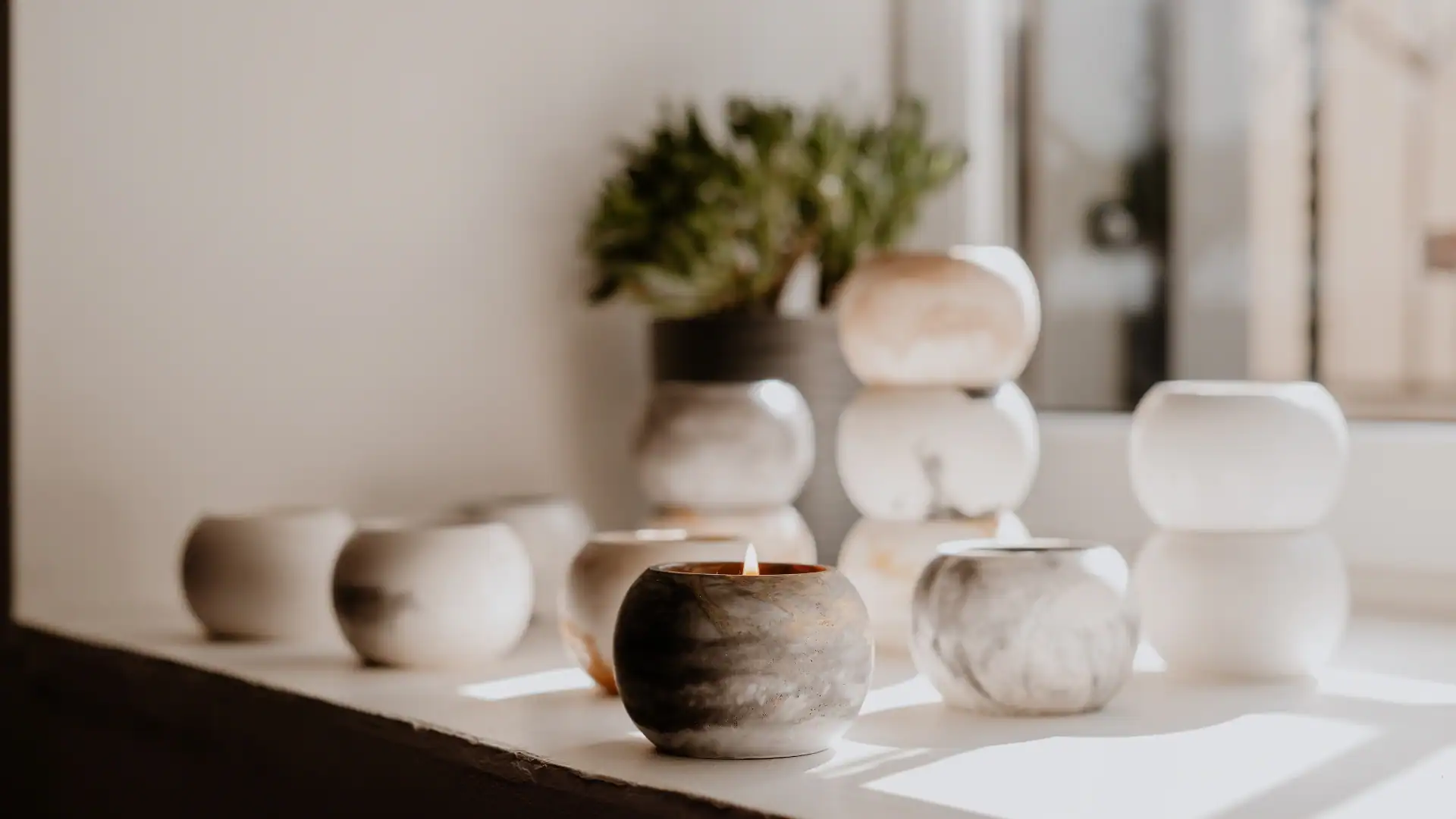 Rankų darbo kvepiančios žvakės