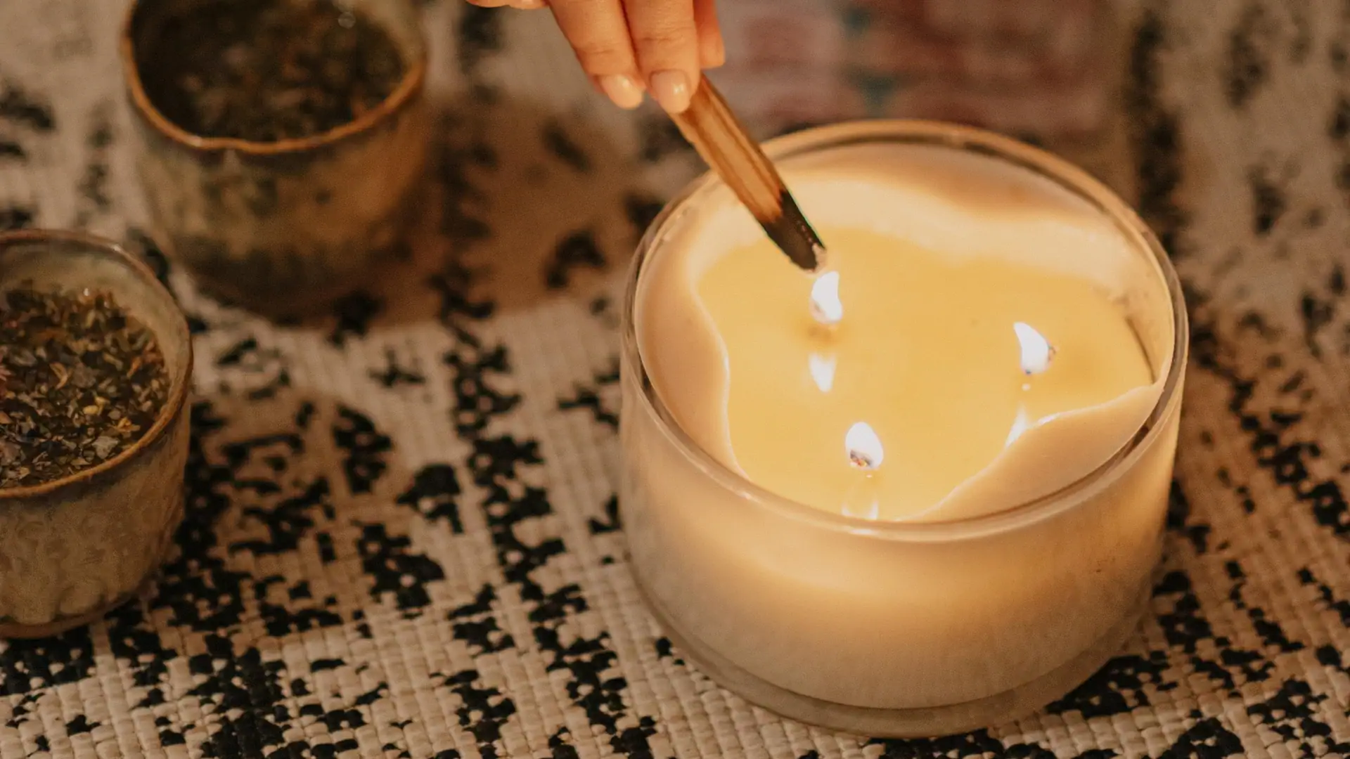 Didelės kvepiančios žvakės