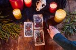 Tarot del Toro kortos ir vadovas Insight Editions - Image 4