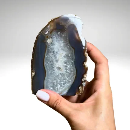 Agatas (pastatomas) 564g.