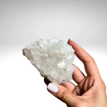 Kalnų krištolas 348g.