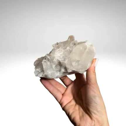 Kalnų krištolas 580g.